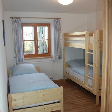 Urlaubshof Grimm * Egling